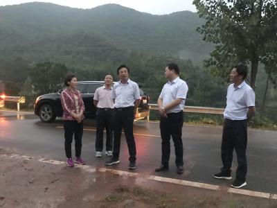 王鹏回访督办精准扶贫工作