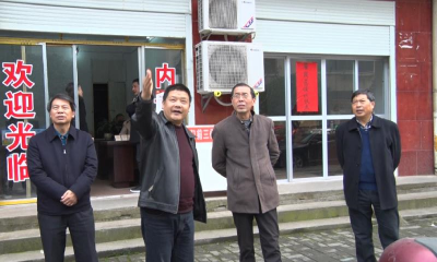 县人大常委会积极推进“双报到”工作  