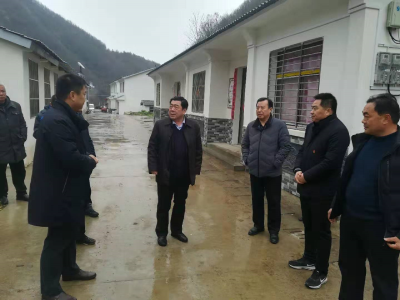 【快讯】李德璋到板桥镇调研脱贫攻坚工作  