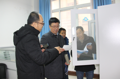 襄州区职教中心与县职教中心交流社区教育工作  