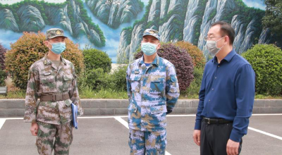 市领导检查我县民兵组织整顿工作