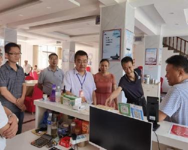 县人大常委会开展全面禁渔专题视察