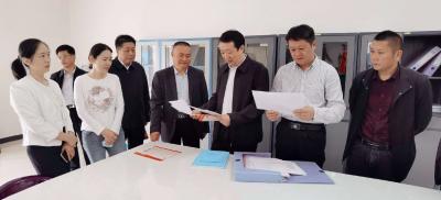 省民政厅厅长柳望春到我县调研民政工作