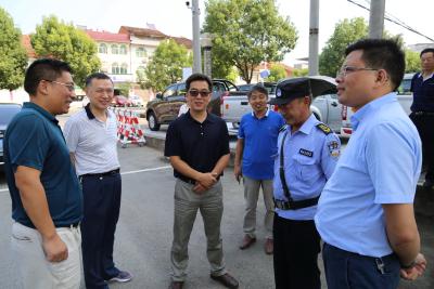 ​省教育厅调研组到我县调研