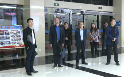 市文明办到县税务局开展省级文明单位复核检查