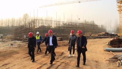 雷斌在南漳开发区调研时强调：勇于担当 优化环境  以优良作风服务企业发展