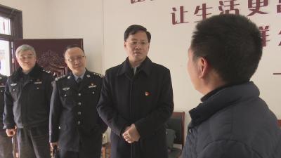 市领导到我县调研
