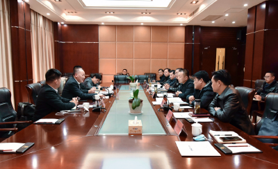 陈栋与湖北华美智造产业投资有限公司来漳考察组座谈