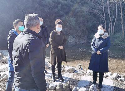 ​县领导暗访禁渔退捕和河长制落实情况