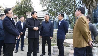 省生态环境厅驻鄂北生态环境监察专员到我县调研