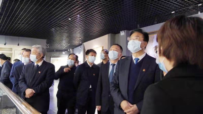 县领导到市革命纪念馆开展党史学习教育现场专题学习