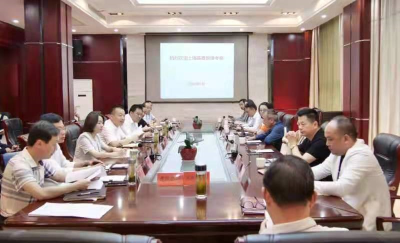 上海客商组团到我县考察
