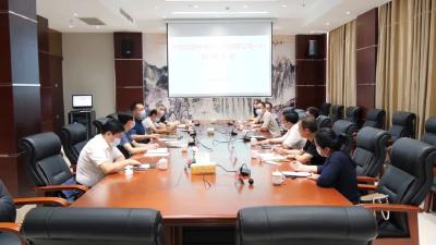 陈栋会见中青城贸易有限公司客商