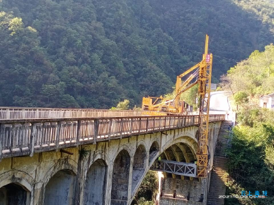 湖北省公路桥隧管理规范化检查组来南漳检查