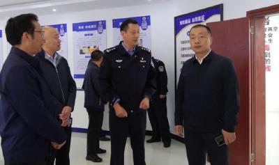 陈栋调研禁毒预整治工作