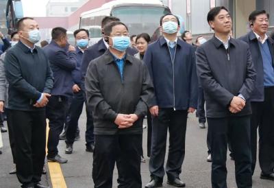 襄阳市农业产业化项目观摩团来南漳啦！嘉达、牧兴接受“检阅”