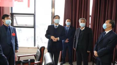 罗兴斌、陈栋等县领导看望慰问出席政协南漳县第十一届一次会议政协委员