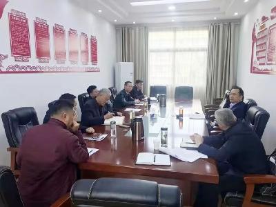 雷斌调研发改工作