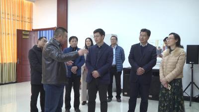 省纪委监委驻省委统战部纪检监察组领导到我县调研“万企兴万村” 助力乡村振兴工作