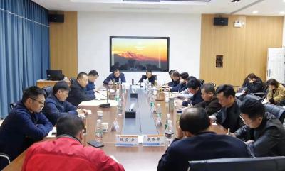 陈栋到襄阳兴发循环经济产业园现场办公