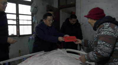 县领导开展走访慰问活动