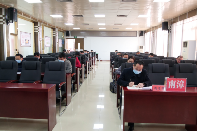 我县组织收听收看省疫情防控指挥部视频会议