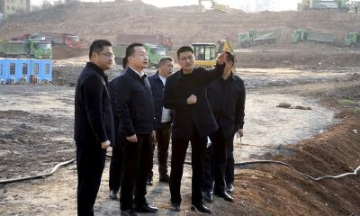陈栋：以“看得见的速度”奋力推进重点项目建设