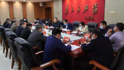 陈栋在全县经济运行分析会上要求：奋力夺取“开门红”，确保“全年红”
