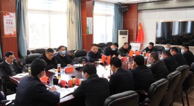 陈栋调研县人民医院家属区外迁扩增工作，要求不断优化医疗卫生资源布局