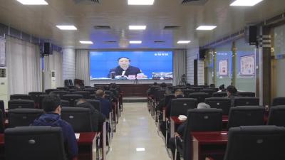 我县组织收听收看省、市疫情防控视频调度会