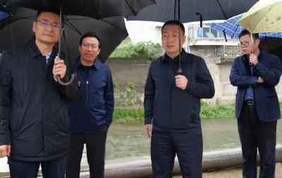 陈栋：打好防汛备汛主动仗，确保人民群众生命财产安全