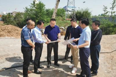陈栋督办重点项目建设：以服务高效率提升建设“加速度”