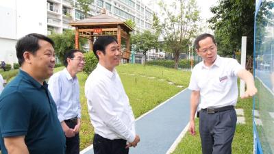 罗兴斌拜访深圳长隆科技公司，就在建项目投产和拟投资项目签约达成共识