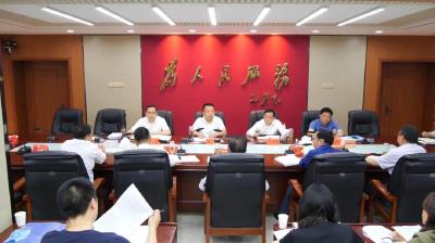 陈栋：有序有力推进涉农重点项目建设筹资工作