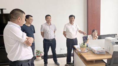 南漳县林业局到荆楚源油脂公司开展下基层实践活动