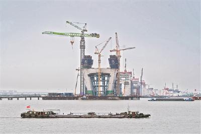 【热点关注】常泰长江大桥正在建设中