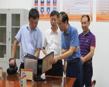 省人大常委会调研组到我县调研县乡人大工作