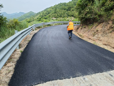 南漳县公路部门全力开展251省道龙门至谷城界路段整治工作