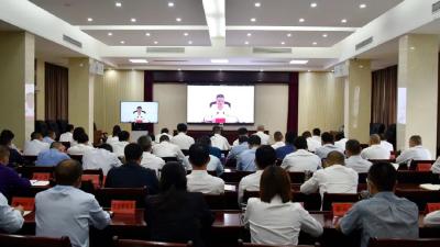 陈栋：认真落实全市会议精神，持续优化南漳营商环境
