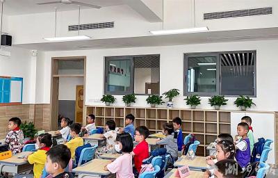 武汉诞生首个江水源供能低碳学校
