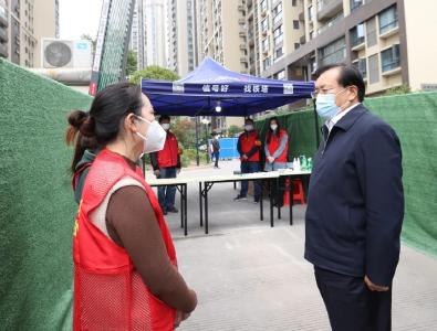 王忠林到武汉指导调度疫情处置工作 