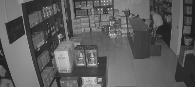 南漳：三人深夜组团撬门 入室盗窃被抓获  