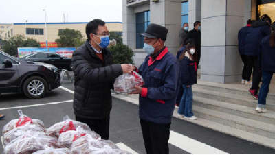【下基层察民情解民忧暖民心】南漳县中医院开展免费送药进企业活动