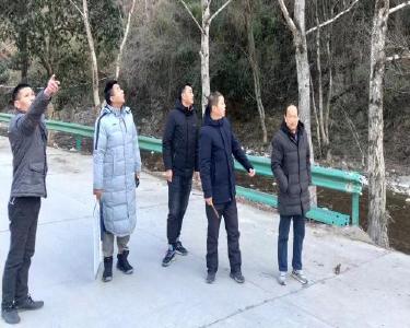 长坪林业站积极服务森林保险理赔工作