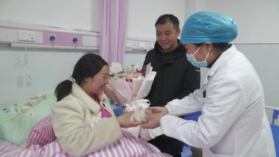 喜迎元宵节 城乡同欢乐