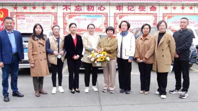 县领导慰问基层先进妇女代表  