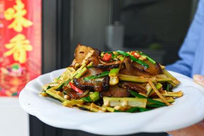 舌尖上的美味——春笋炒腊肉