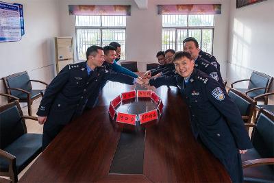 湖北南漳：“五联”共护三市边界镇平安