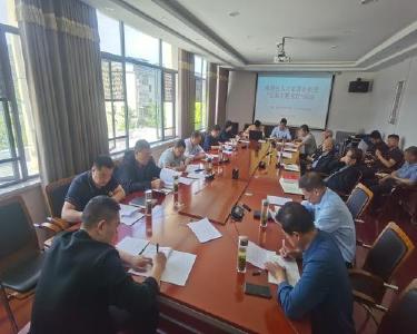 县人大机关召开5月份支部主题党日活动