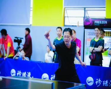 县财政局代表队在全县首届“工会杯”乒乓球比赛中获佳绩